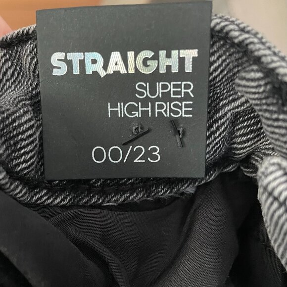 Simple Society Bling Acid Wash Super High Rise Black Straight Jean Size 00/23 - Picture 12 of 13